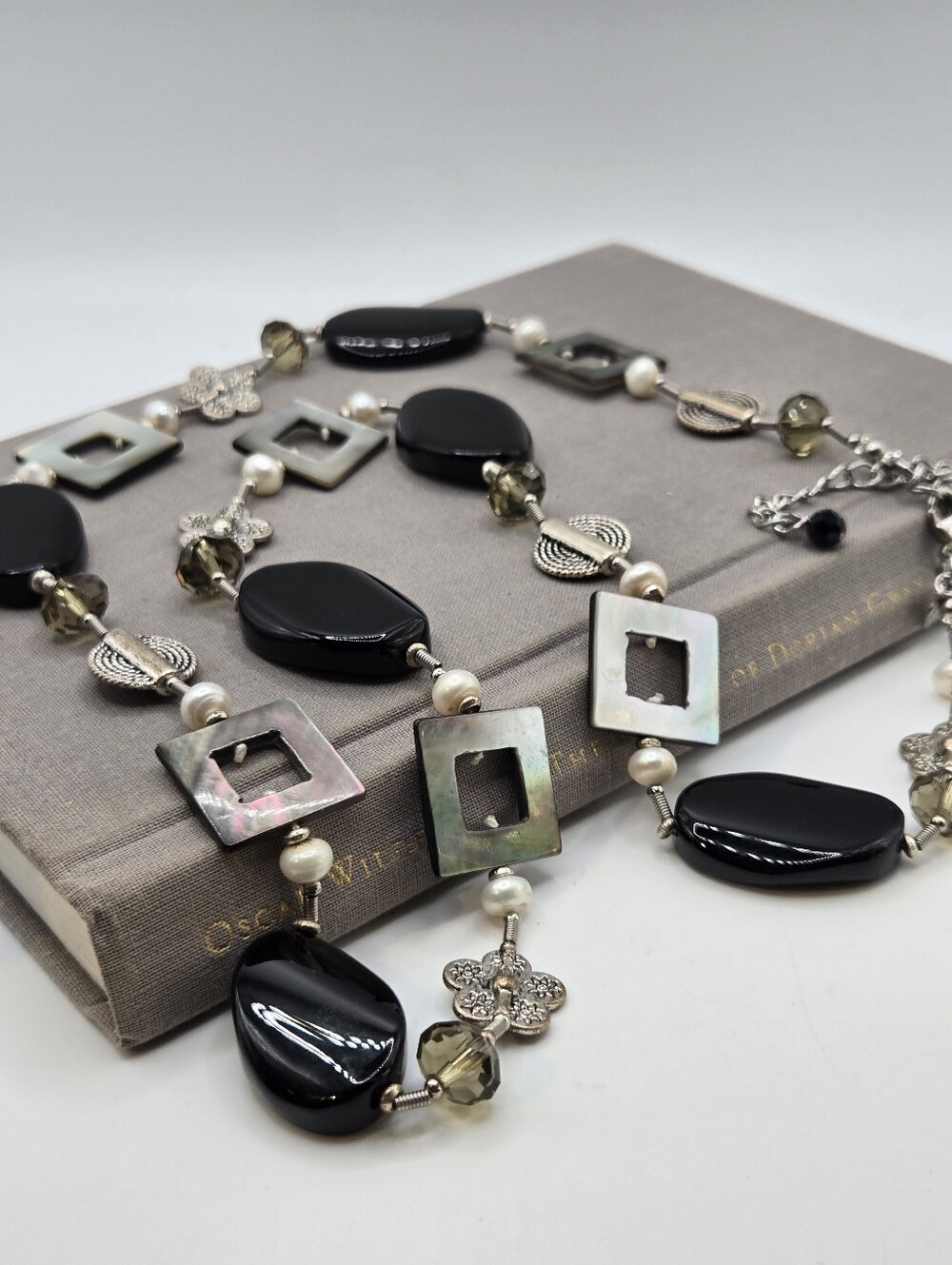 freshwater pearls mother of pearl Silvertone Stationary Necklace Premier Designs
